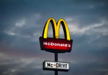 McDonald's wird Googles KI nutzen, um ...