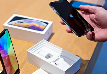 Ein internationaler Händler von gefälschten Apple-Produkten ...