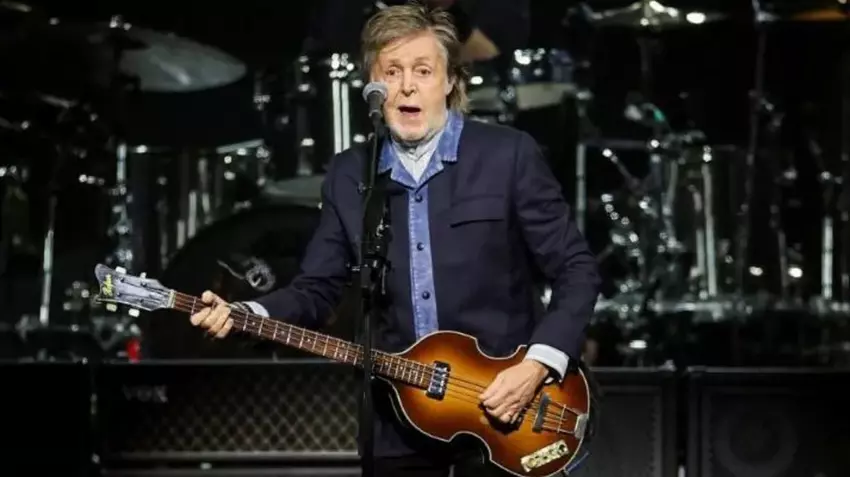 Paul McCartney von den Beatles fordert die britische Regierung auf, Musiker vor künstlicher Intelligenz zu schützen