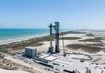 Der 140 Meter hohe Roboter Mechazilla ...