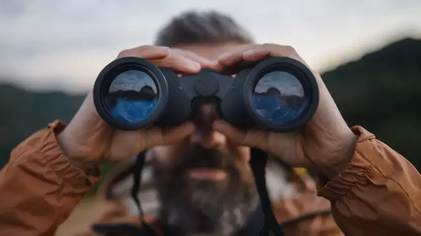 what do the numbers on binoculars mean