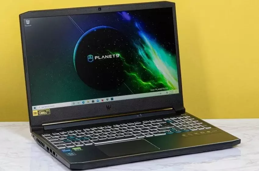 Acer Predator Helios 300 Laptop für Autotuning