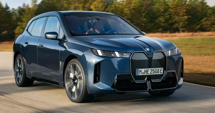 BMW iX bekommt ein Facelifting, mehr Leistung und eine größere Reichweite