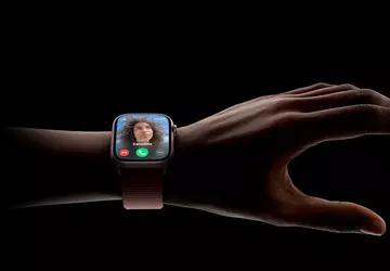 Rot, weiß und ultraviolett: Bilder des ...