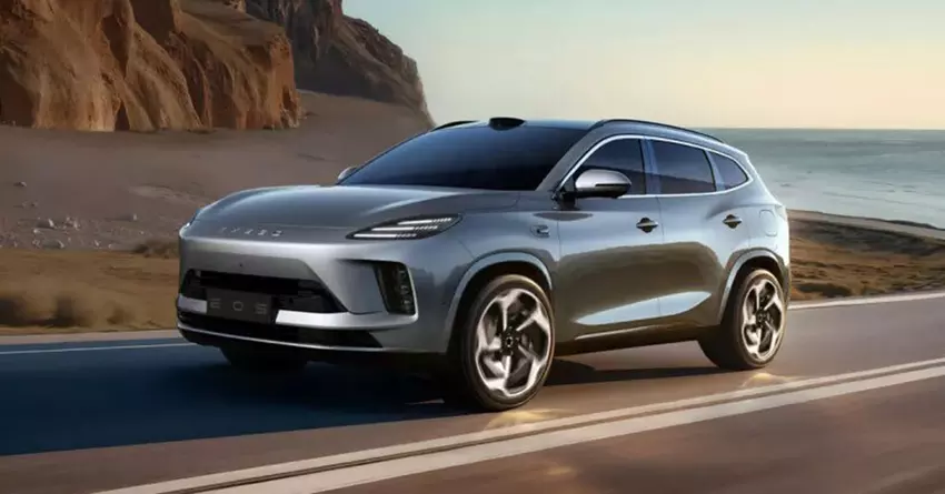 Exeed hat den neuen Exlantix E05 Crossover vorgestellt, der dem Porsche Macan ähnelt