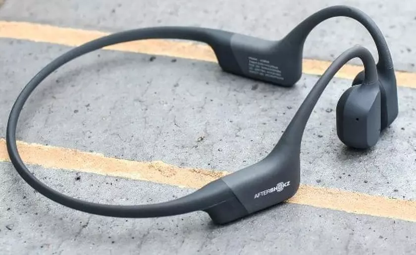 Shokz OpenRun Fahrrad-Kopfhörer