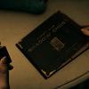 Gruselige Innenansicht eines verlassenen Hauses in Resident Evil 9