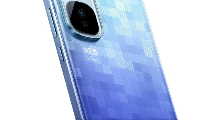 iQOO Neo10 Pro+ könnte ein Premium-Display ...