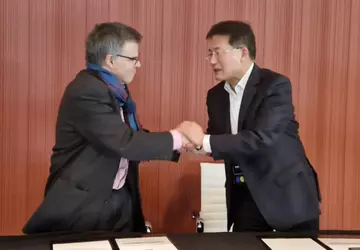 Samsung und Orange bauen Partnerschaft aus, ...