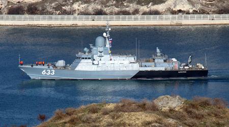 Die Russen haben ein Tsiklon-Schiff aus dem Jahr 2023, das Kalibr- und Onyx-Raketen tragen kann, ins Schwarze Meer gebracht, das jedoch keine Raketen starten kann.