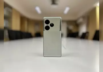 Realme GT6: Realme Marketing Director Xu ...