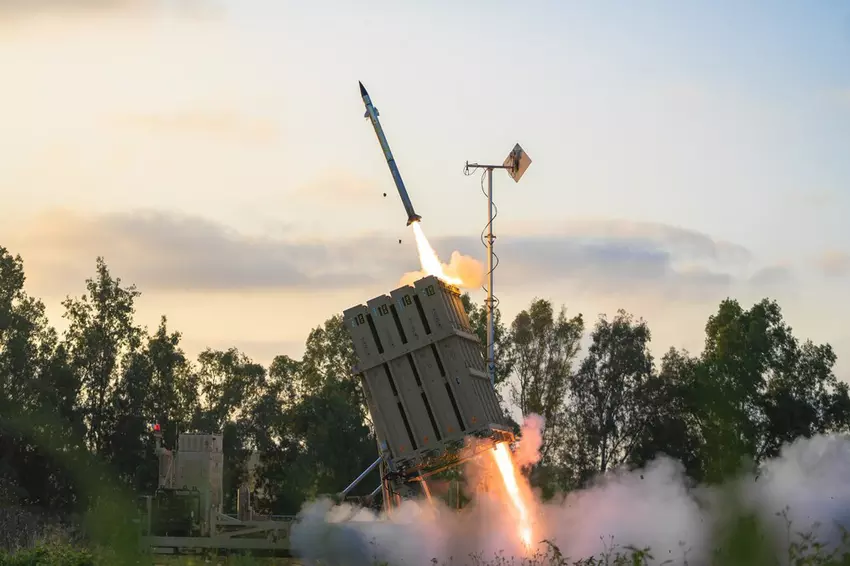 Raytheon und Rafael werden in den USA ein Werk zur Herstellung von Tamir- und SkyHunter-Abfangraketen für das Luftabwehrsystem Iron Dome errichten