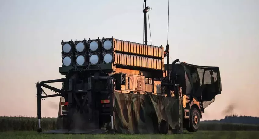 Italien stationiert in der Slowakei das Luftabwehrsystem SAMP/T, das ballistische Raketen und aerodynamische Ziele in bis zu 150 km Entfernung abschießen kann