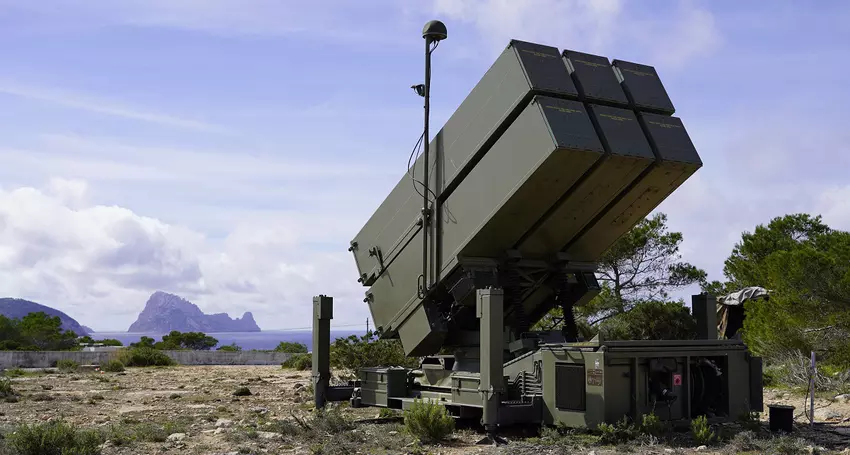 Die litauische Luftwaffe hat erstmals Kampfstarts des Luftabwehrsystems NASAMS III durchgeführt - die Rakete zerstörte erfolgreich eine Drohne