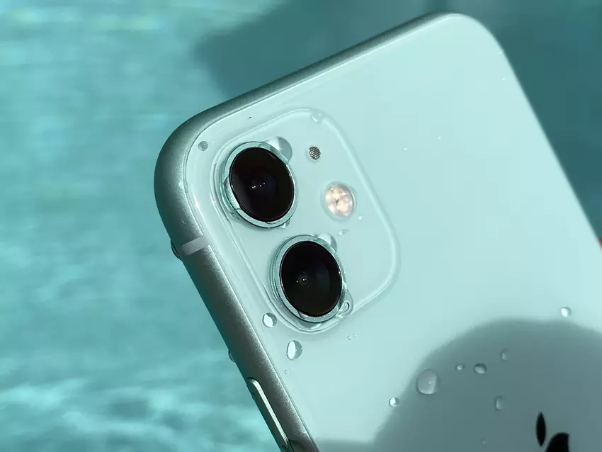 Das iPhone 11 lag eine Woche lang auf dem Grund eines Sees - und es funktioniert immer noch