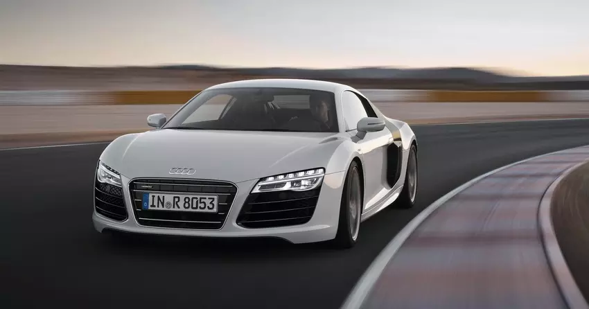 Audi R8 V10 2013