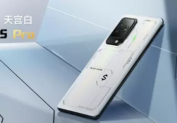 Benannt nach den leistungsstärksten Flaggschiff-Smartphones der ...