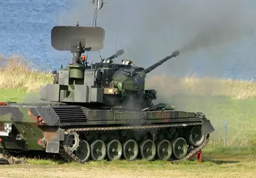 Gepard-Flugabwehrpanzer, Patriot SAMs und IRIS-T: Deutschland ...
