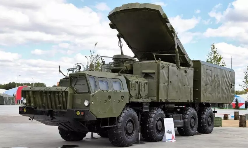 HIMARS zerstörte die Kommandozentrale eines russischen Boden-Luft-Raketensystems vom Typ S-300 / S-400, das zur Abwehr ballistischer Flugkörper diente.
