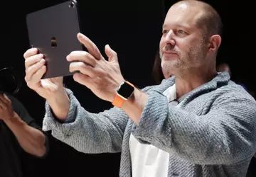 Jony Ive von Apple und Sam ...