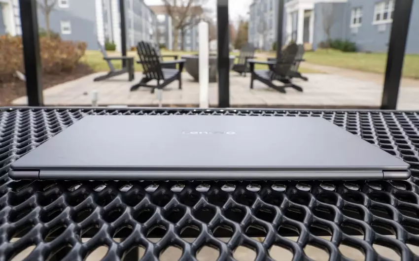 Slim7i vs. MacBook Air M4