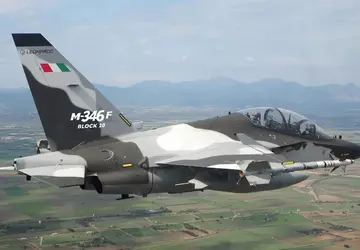 Österreich bestellt 12 neueste M-346 Kampfjets ...
