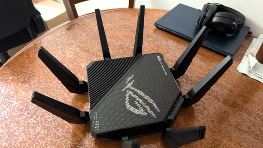 ASUS ROG Rapture GT-AX11000 Pro WLAN Router für Gaming