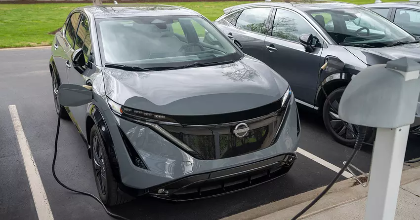 Gerüchten zufolge hat Nissan die Produktion seines kompakten Elektro-Crossovers in den USA eingestellt