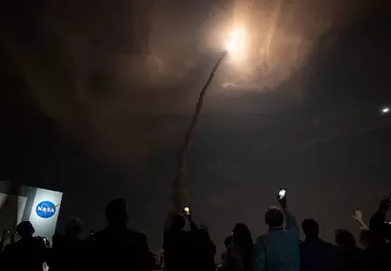 Der Wettersatellit GOES East hat den ...