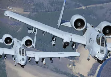 Das kultige Kampfflugzeug A-10 Thunderbolt II ...