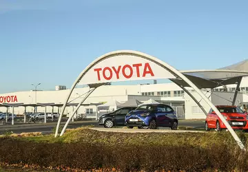 Toyota hat ein neues Elektroauto angekündigt, ...