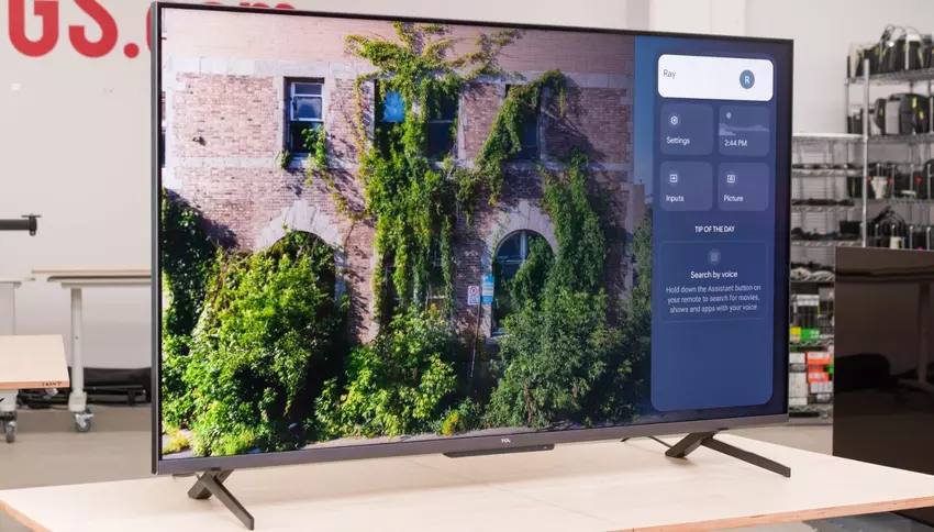 TCL 55" Klasse 6-Serien Smart TV Fernseher für Hobbyraum