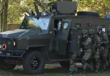 Die ukrainischen Streitkräfte zeigten an der ...