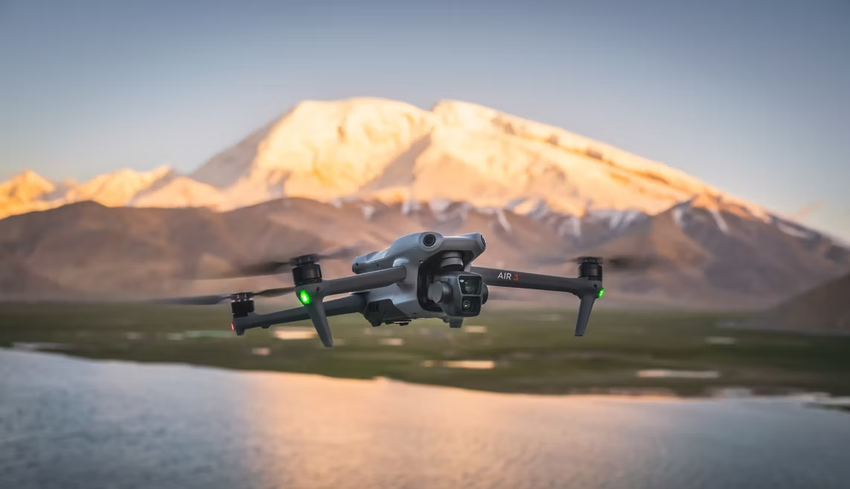 DJI Air 3 - ein Quadcopter mit zwei 4K-Kameras, einer Flugzeit von bis zu 46 Minuten und Hinderniserkennung in alle Richtungen, Preis ab $1099