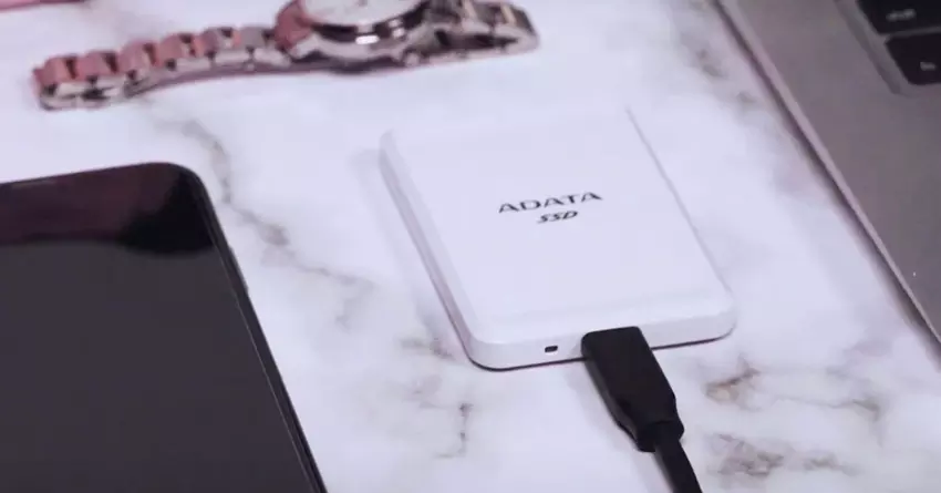 ADATA SC685 ssd extern