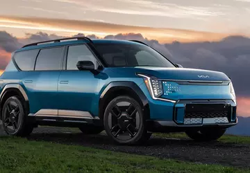 Der Zugang zum Tesla Supercharger für ...