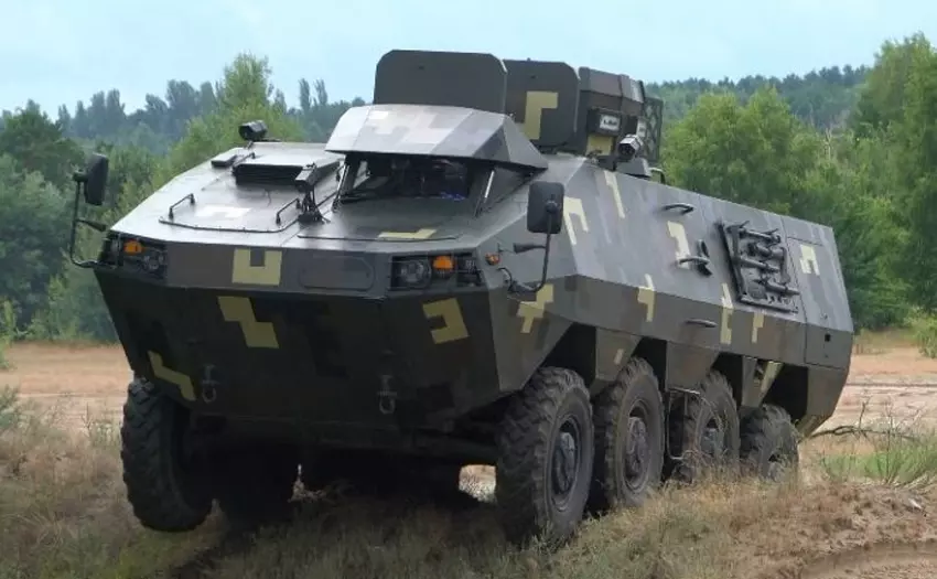 Die ukrainischen Streitkräfte werden den APC "Chorunzhyi" einsetzen, eine tiefgreifende Modernisierung des BTR-60 