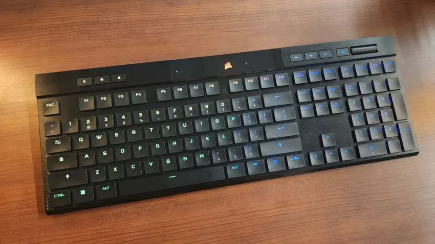 Corsair K100 AIR kabellose Tastatur mit niedriger Latenz