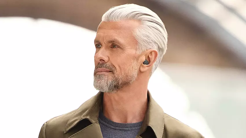 Jabra stellt Enhance Plus vor - halb TWS-Kopfhörer, halb Hörgerät