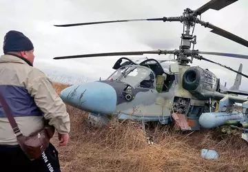 Amerikanische Mikrochips in erbeuteter russischer Militärausrüstung ...