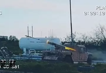 AFU zeigt den Einsatz von HMMWV-basierten ...