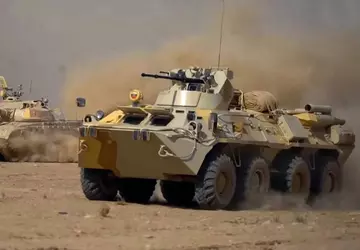 Die ukrainischen Streitkräfte haben einen APC-82A ...