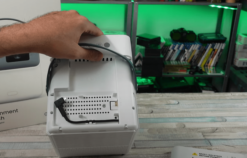 BenQ GP100A Laserprojektor