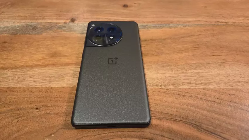 OnePlus 12R Handy mit bester Akkuleistung im Test