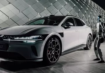 Zeekr folgt BYD bei der kostenlosen ...