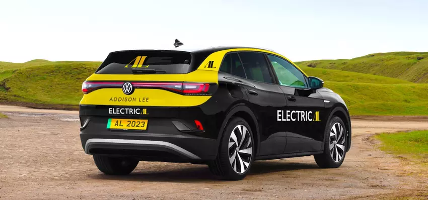 Londons größtes Taxiunternehmen wird bis 2023 auf Elektroautos umsteigen