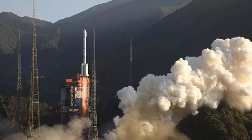 China will als erster in der Geschichte Bodenproben von der Mondrückseite zur Erde bringen - Mission für 2024 geplant