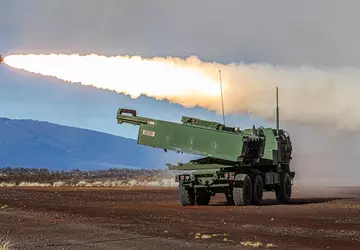 Die ukrainische SHARK-Drohne unterstützte das US-Raketensystem ...