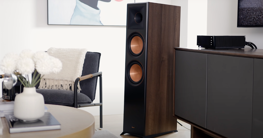 Klipsch RP-8000F Lautsprecher mit hoher Empfindlichkeit