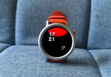 Die Verpackung der CMF Watch 3 ...